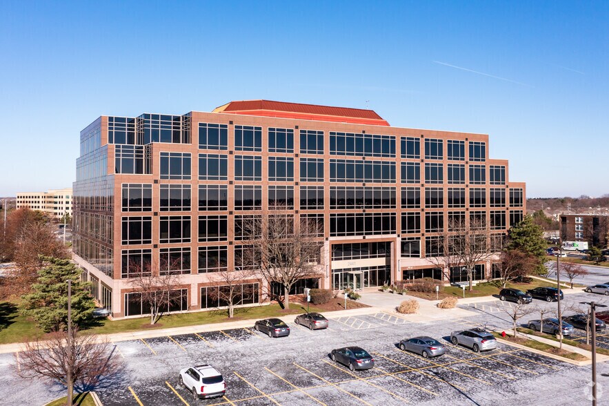 2441 Warrenville Rd, Lisle, IL 60532 The Westwood II