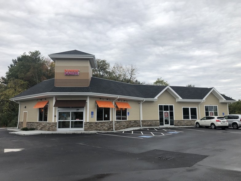 355 Plymouth St, Halifax, MA 02338