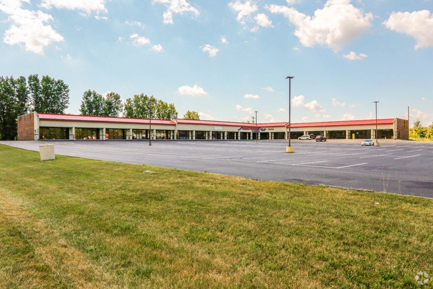 1030-1068 Upper Valley Pike, Springfield, OH for lease - Primary Photo - Image 1 of 5