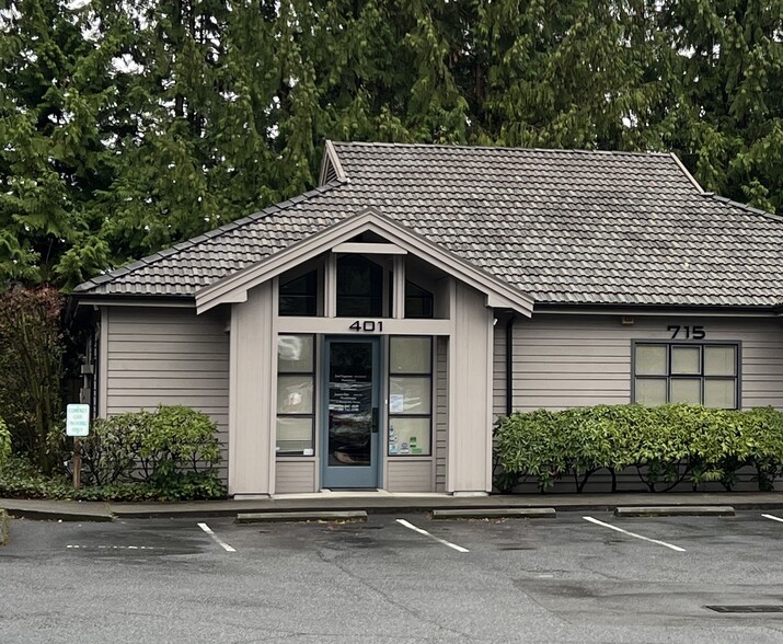 715 N 182nd St, Shoreline, WA for sale - Building Photo - Image 1 of 7