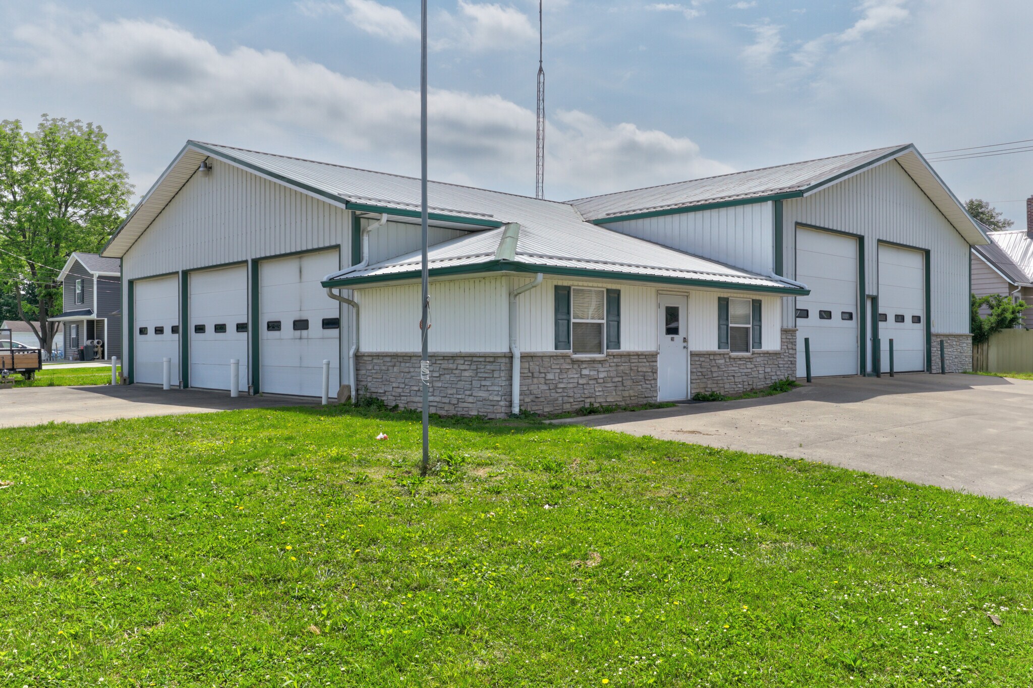 206 & 208 S Meridian St, Washington, IN for sale Primary Photo- Image 1 of 25