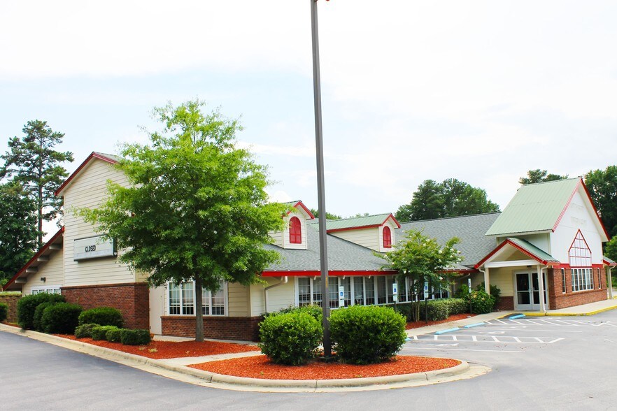 1420 E Broad St, Fuquay Varina, NC for sale - Building Photo - Image 1 of 1