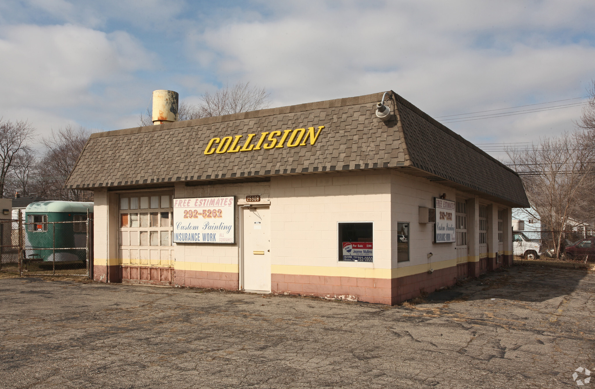 25908 Ecorse Rd, Taylor, MI for sale Primary Photo- Image 1 of 1