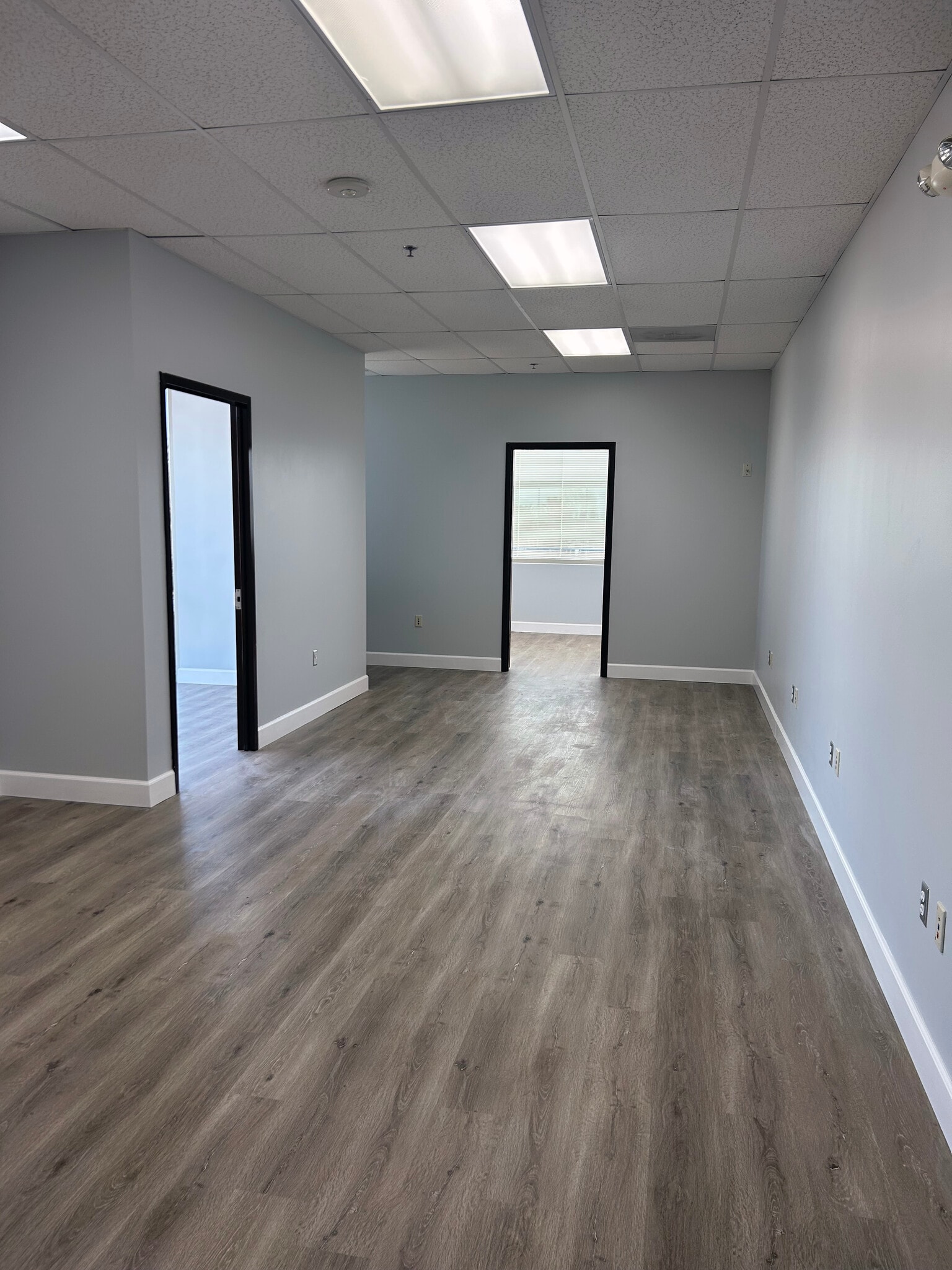 8860 Columbia 100 Pkwy, Columbia, MD for lease Interior Photo- Image 1 of 10