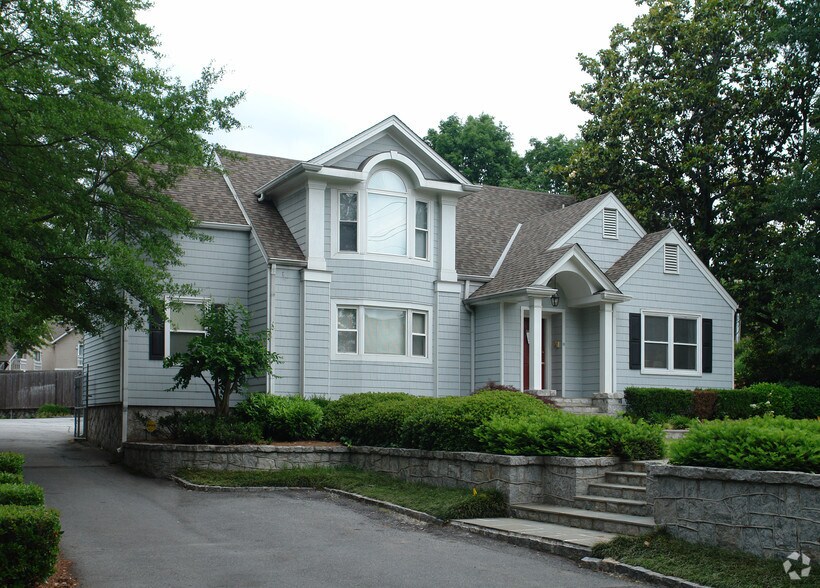2926 Piedmont Rd NE, Atlanta, GA for sale - Primary Photo - Image 1 of 1