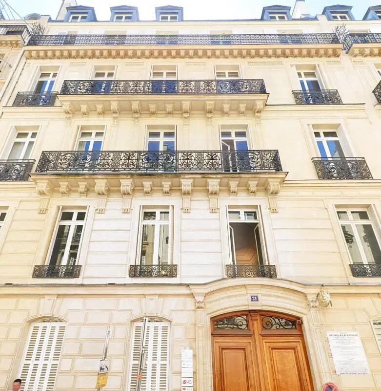 Office in Paris for lease Building Photo- Image 1 of 16