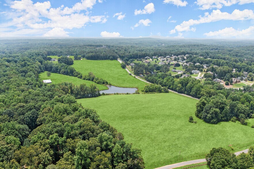 4324 Sugar Pike Rd, Canton, GA 30115