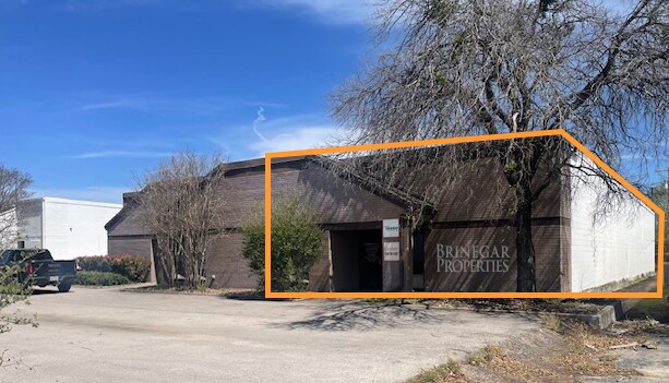 2009 Lamar Dr, Round Rock, TX for lease Building Photo- Image 1 of 5