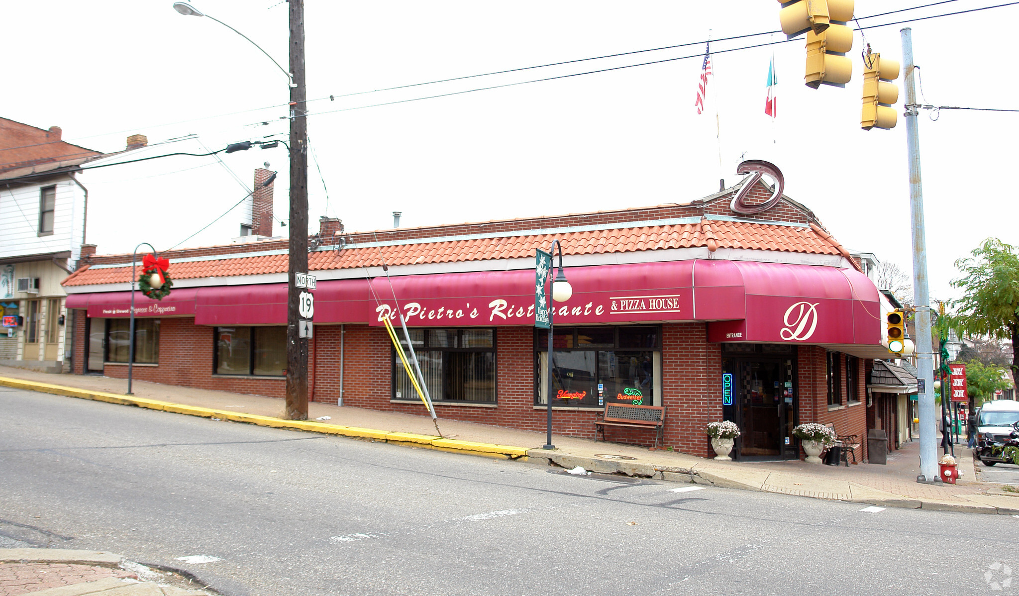 412 Perry Hwy, Pittsburgh, PA for sale Primary Photo- Image 1 of 1