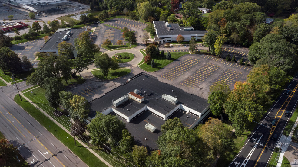 2000 Regency Ct, Toledo, OH for lease - Aerial - Image 3 of 9