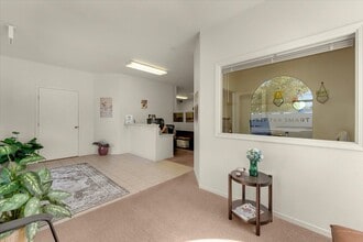 1551 Hartnell Ave, Redding, CA for lease Interior Photo- Image 2 of 15