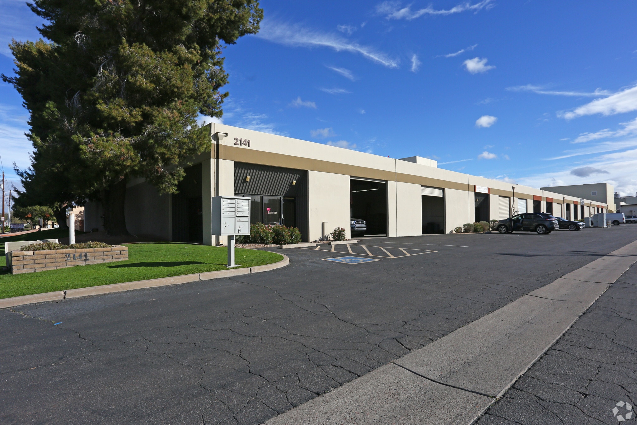 2141 S Industrial Park Ave, Tempe, AZ for lease Primary Photo- Image 1 of 17