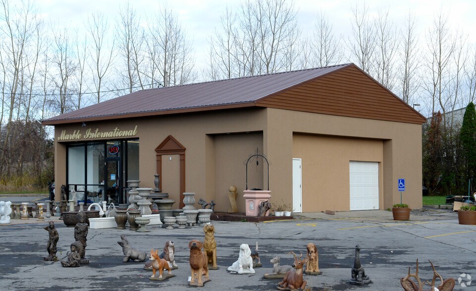 7666 Morgan Rd, Liverpool, NY for sale - Primary Photo - Image 1 of 1