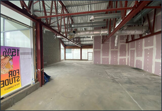 8 South Muirhead Rd, Cumbernauld for lease Interior Photo- Image 2 of 2