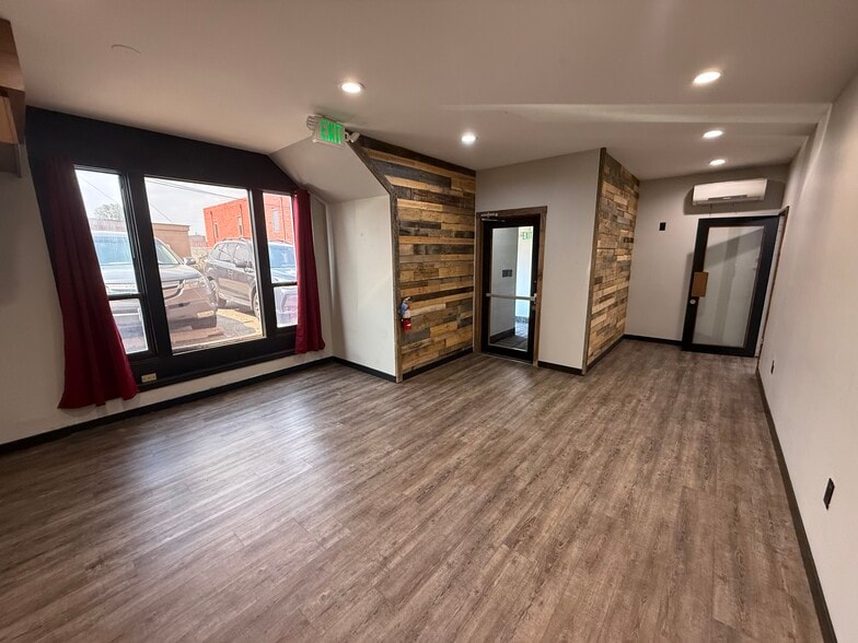 1905 W 8th St, Loveland, CO for lease - Interior Photo - Image 3 of 12