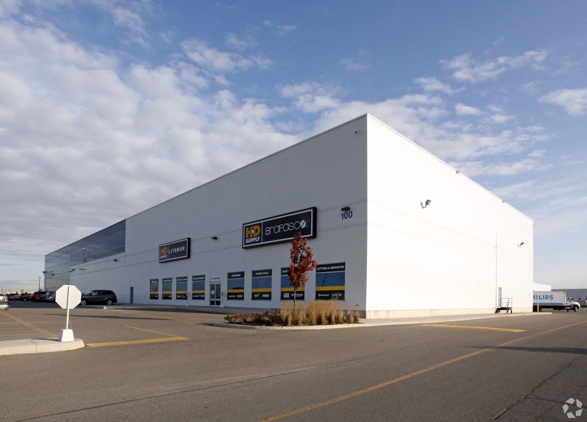 100 Galcat Dr, Vaughan, ON for sale Primary Photo- Image 1 of 1