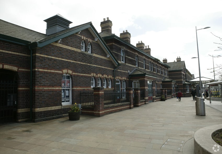 Bodfor St, Rhyl for lease - Building Photo - Image 3 of 4