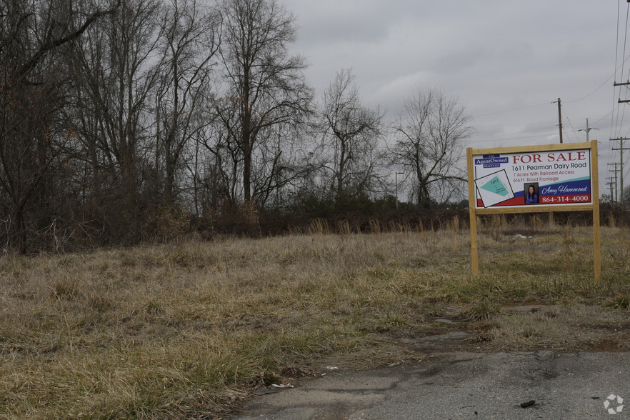 1615 Pearman Dairy Rd, Anderson, SC for sale - Primary Photo - Image 1 of 1