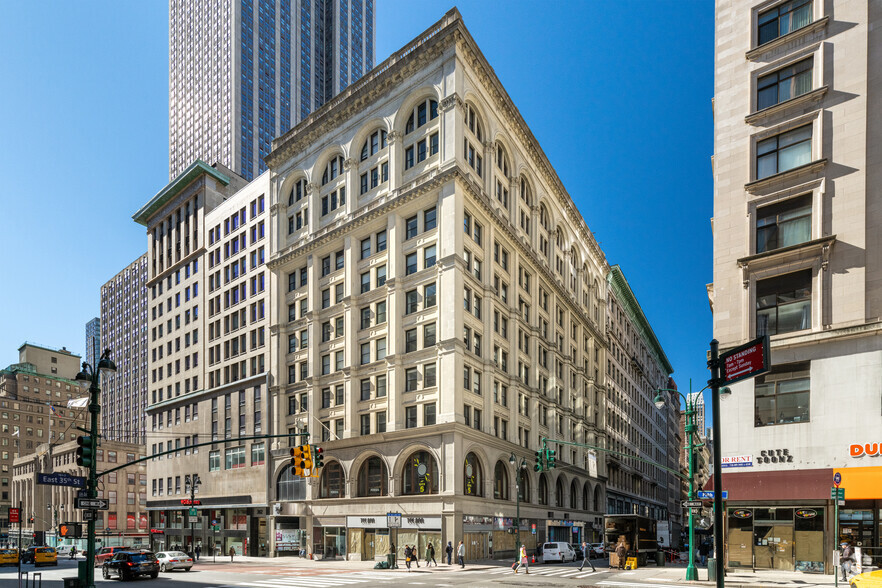 366 Fifth Ave, New York, NY for lease - Primary Photo - Image 1 of 6