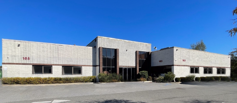 163 Bridge Rd, Islandia, NY for lease - Building Photo - Image 1 of 13