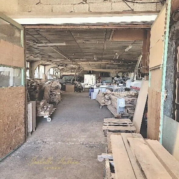 Flex in La Côte-Saint-André for sale - Building Photo - Image 2 of 5