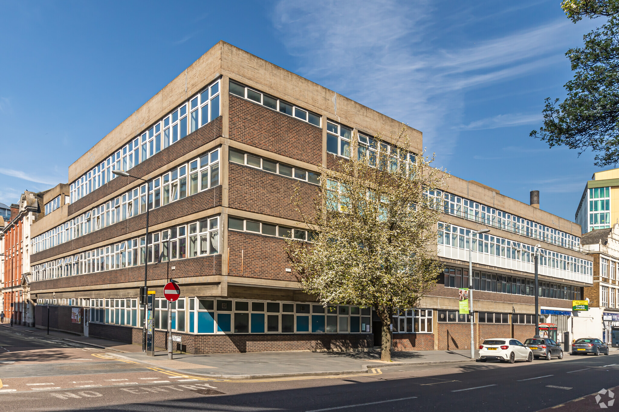 18-36 Wellington St, London for sale Building Photo- Image 1 of 1