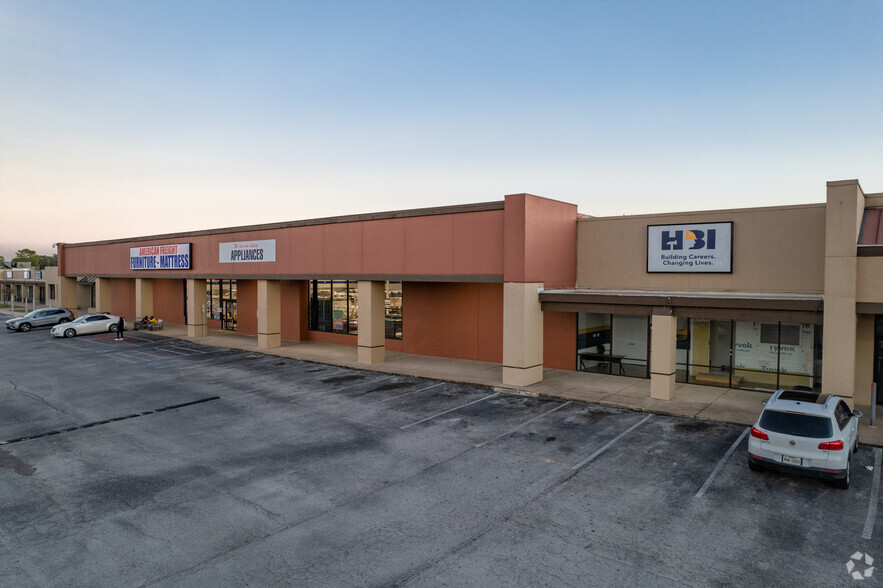 6600-6924 Antoine Dr, Houston, TX for lease - Building Photo - Image 2 of 12