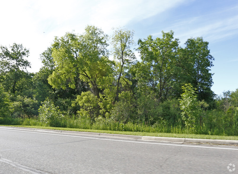 500 34th Ave E, Alexandria, MN for sale - Primary Photo - Image 1 of 1