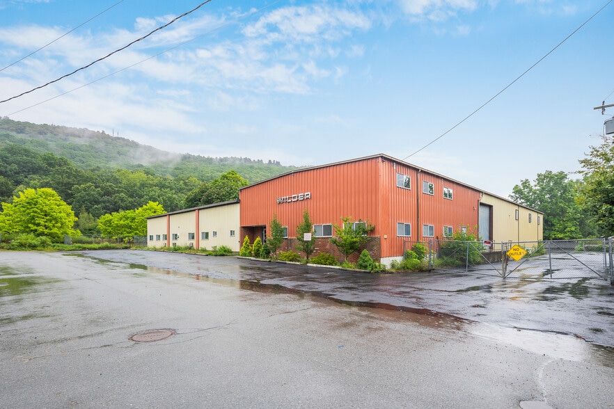 35-41 Mechanic St, Port Jervis, NY for sale - Building Photo - Image 1 of 1