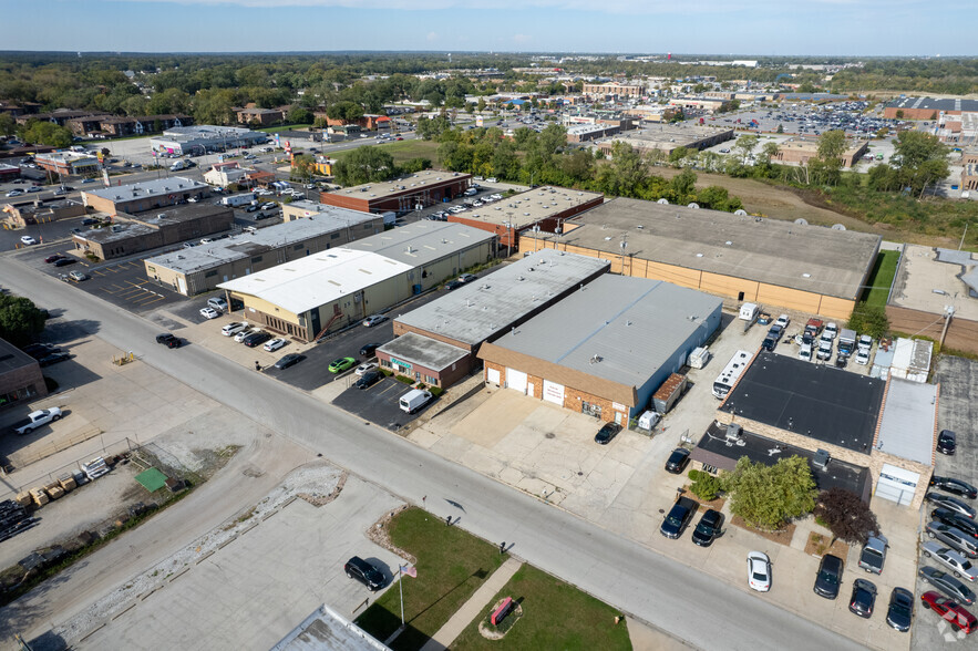 4700 W 137th St, Crestwood, IL for lease - Aerial - Image 3 of 22