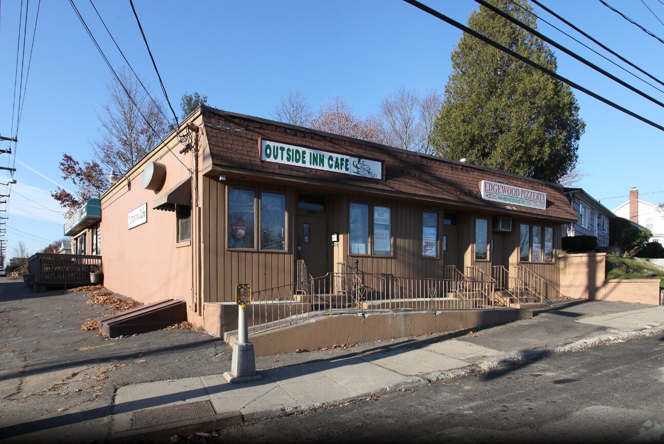 862 Hamilton Ave, Waterbury, CT 06706 5 Assembled Lots .73 Acres