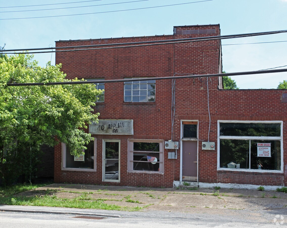 20023 Midland Trl, Ansted, WV 25812