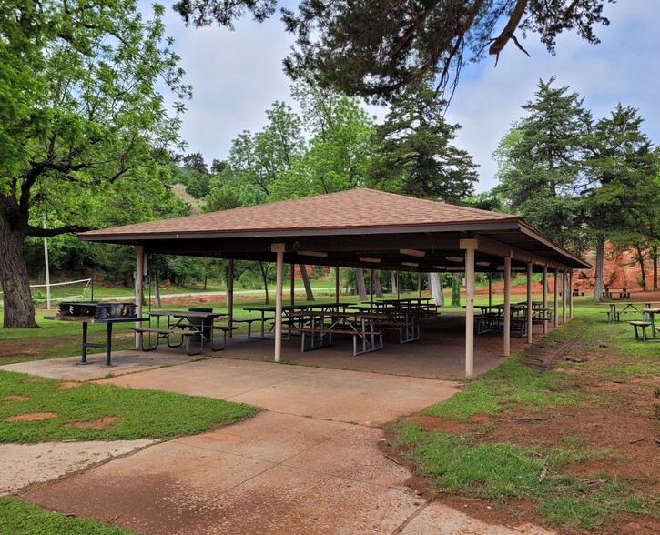 116 Red Rock Canyon Rd, Hinton, OK for sale - Building Photo - Image 3 of 89