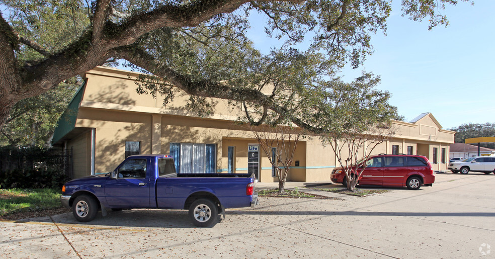 2030 Pass Rd, Biloxi, MS for sale - Building Photo - Image 2 of 7