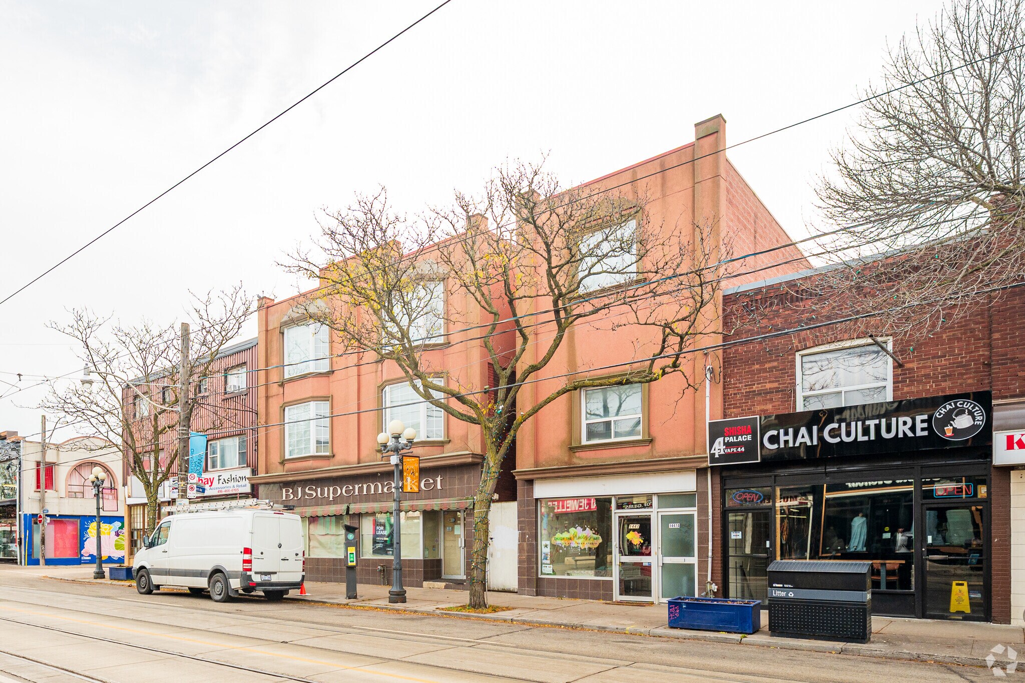 1449 Gerrard St, Toronto, ON for lease Primary Photo- Image 1 of 3