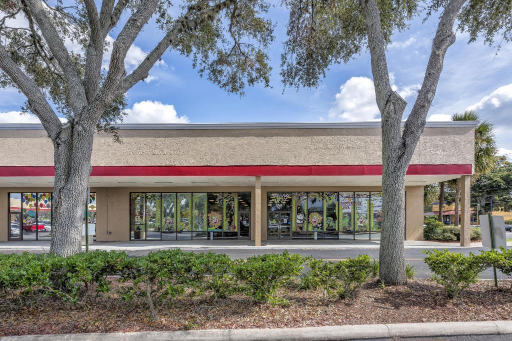 20192023 E Silver Springs Blvd, Ocala, FL 34470 Marion Shopping