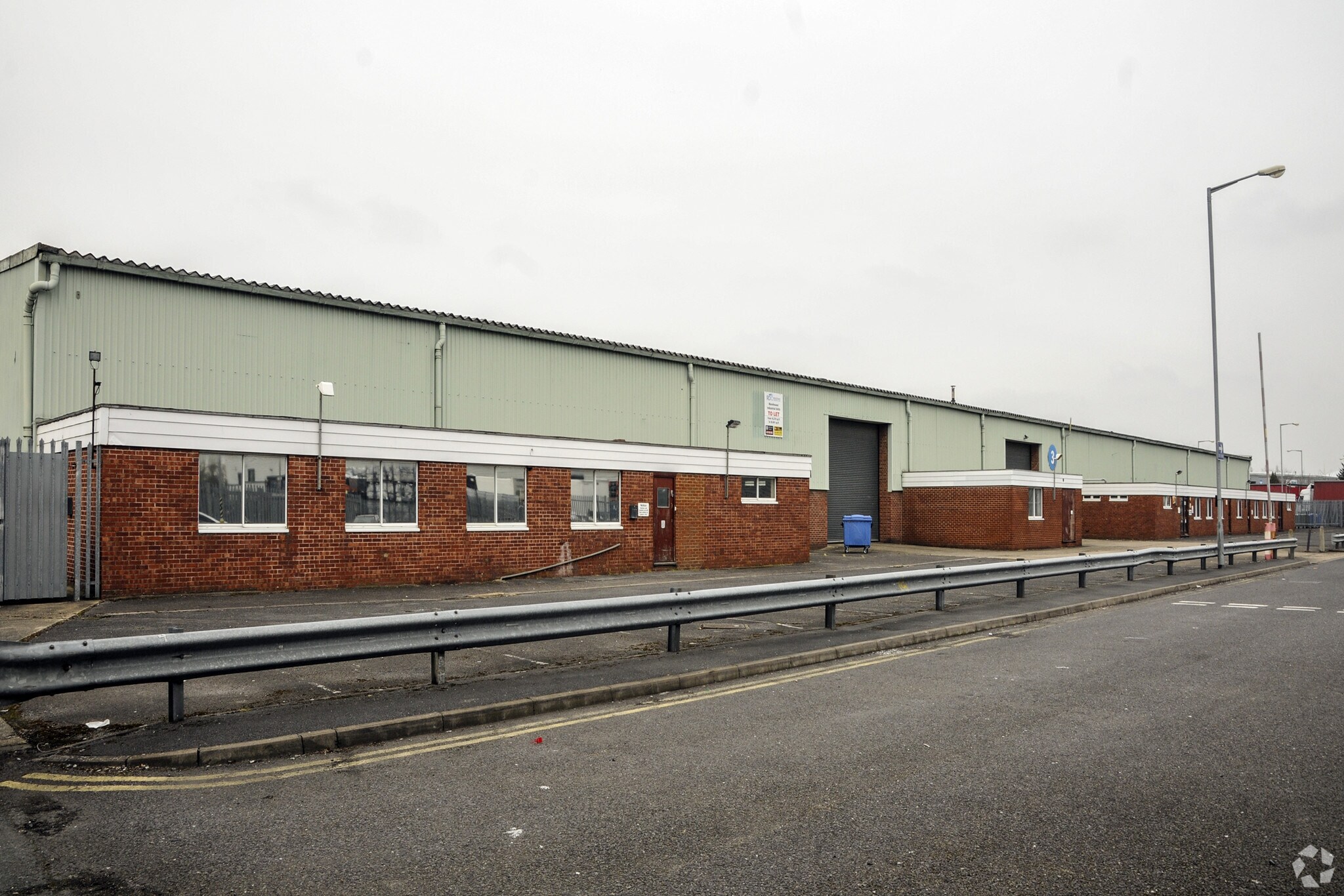 The Ridgeway, Iver for sale Primary Photo- Image 1 of 1