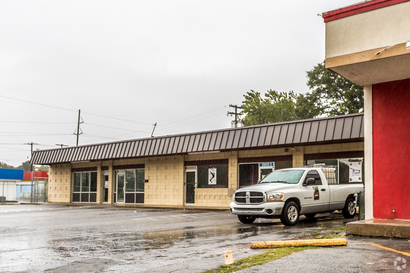 6818 Colonel Glenn Rd, Little Rock, AR 72204 | LoopNet - 6300 Colonel Glenn Little Rock Ar 72204