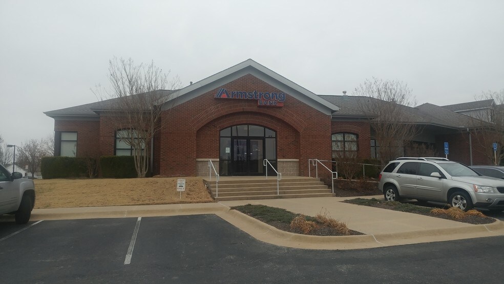 6836 Isaac's Orchard Rd, Springdale, AR 72762