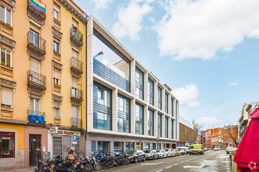 Calle Sebastián Elcano, 32, Madrid, Madrid for lease - Building Photo - Image 3 of 3