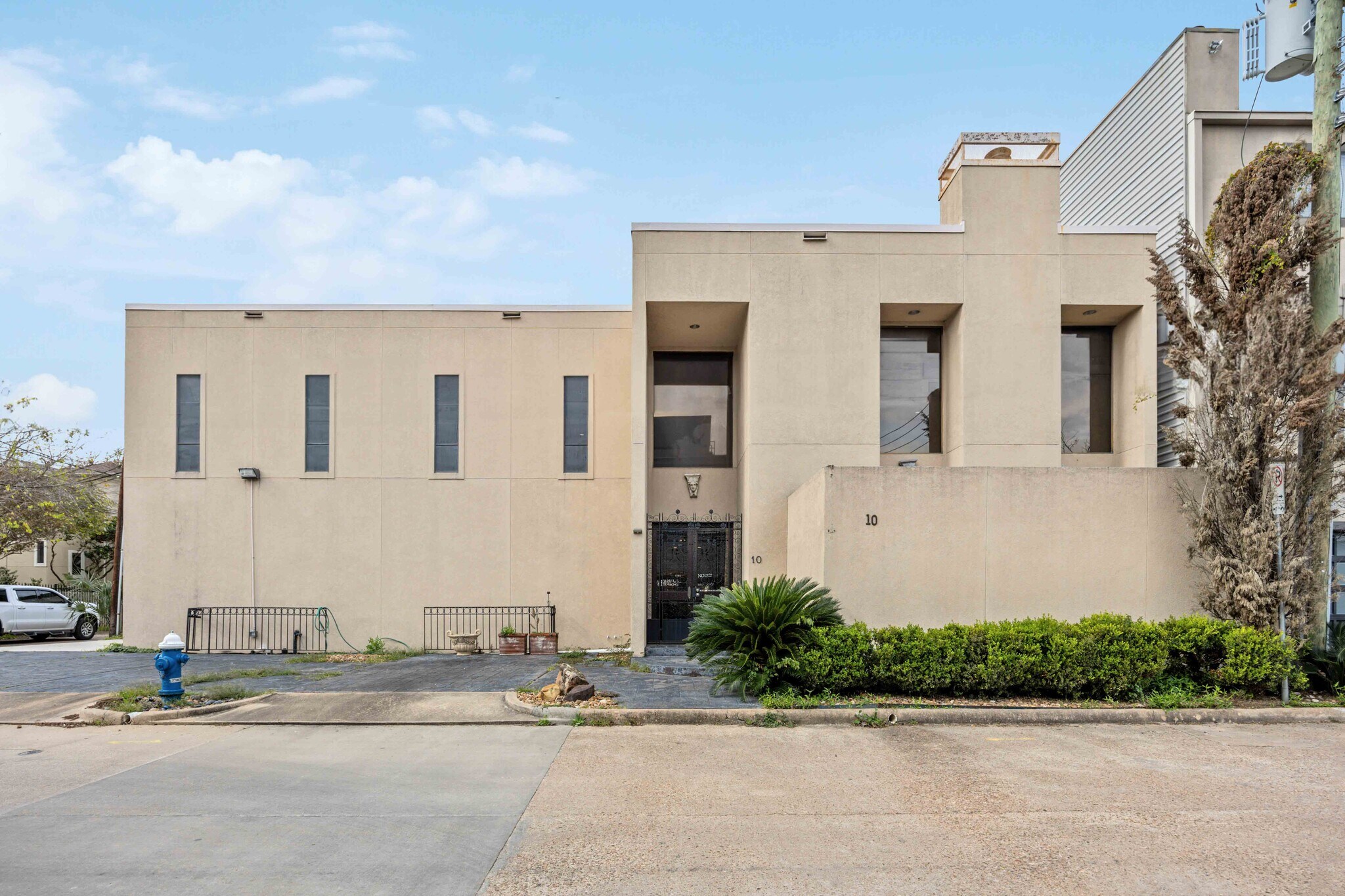 10 Alabama Ct, Houston, TX for sale Primary Photo- Image 1 of 1