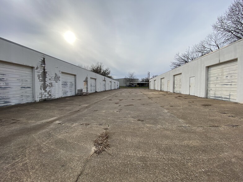 2916 Chandler Hwy, Tyler, TX for sale - Building Photo - Image 2 of 9