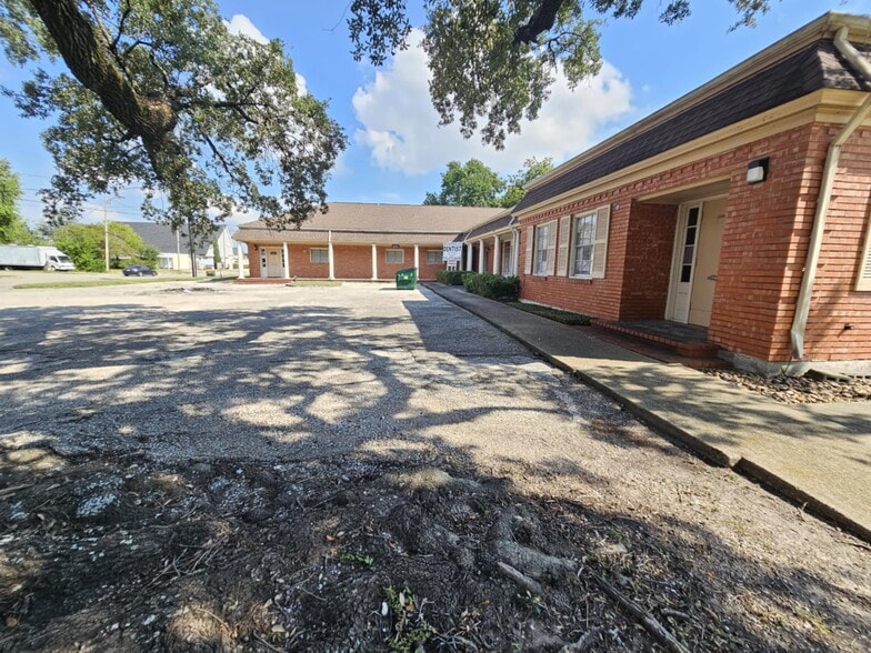 1027 Main St, Pasadena, TX for sale - Building Photo - Image 3 of 19