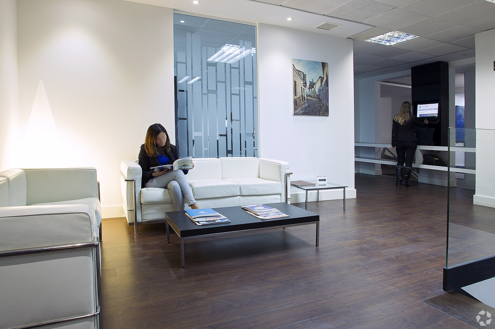 Avenida De Brasil, 29, Madrid, Madrid for lease Interior Photo- Image 1 of 5