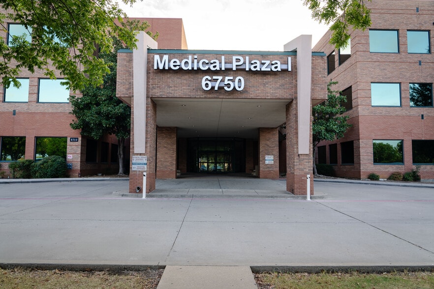 6750 N MacArthur Blvd, Irving, TX for lease - Building Photo - Image 1 of 6