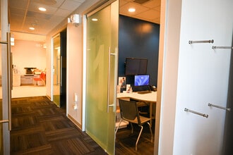 1303 S 72nd St, Omaha, NE for lease Building Photo- Image 2 of 4