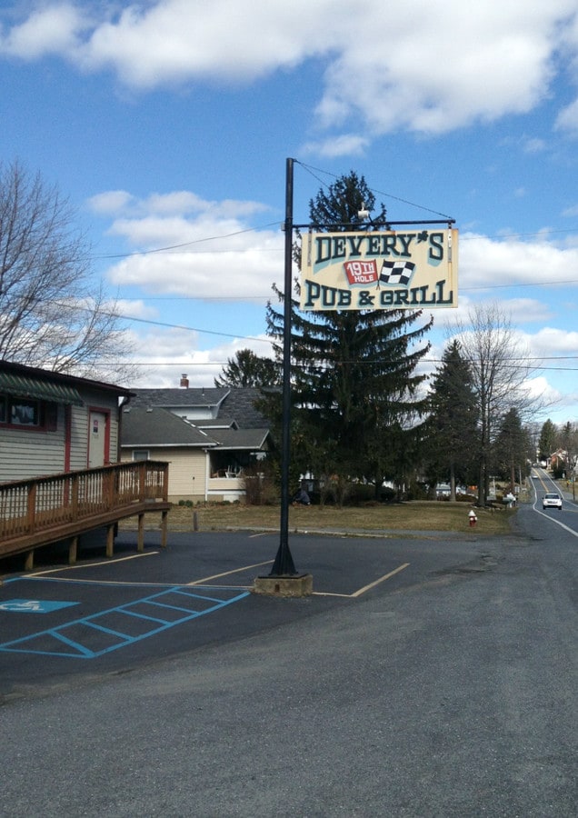 700 Main St, Stockertown, PA 18083