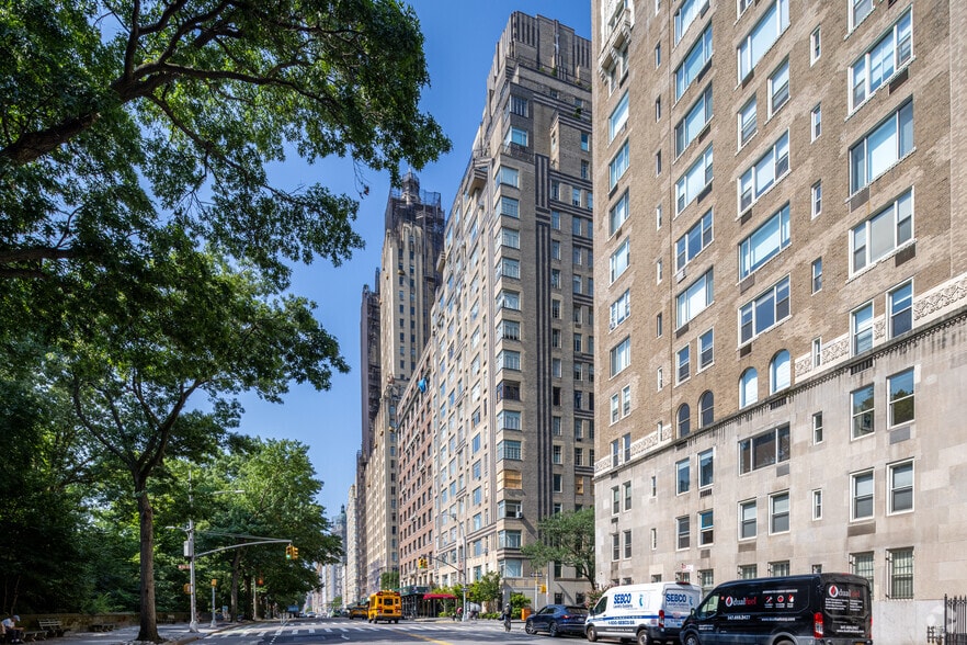 320 Central Park W, New York, NY for lease - Primary Photo - Image 1 of 11