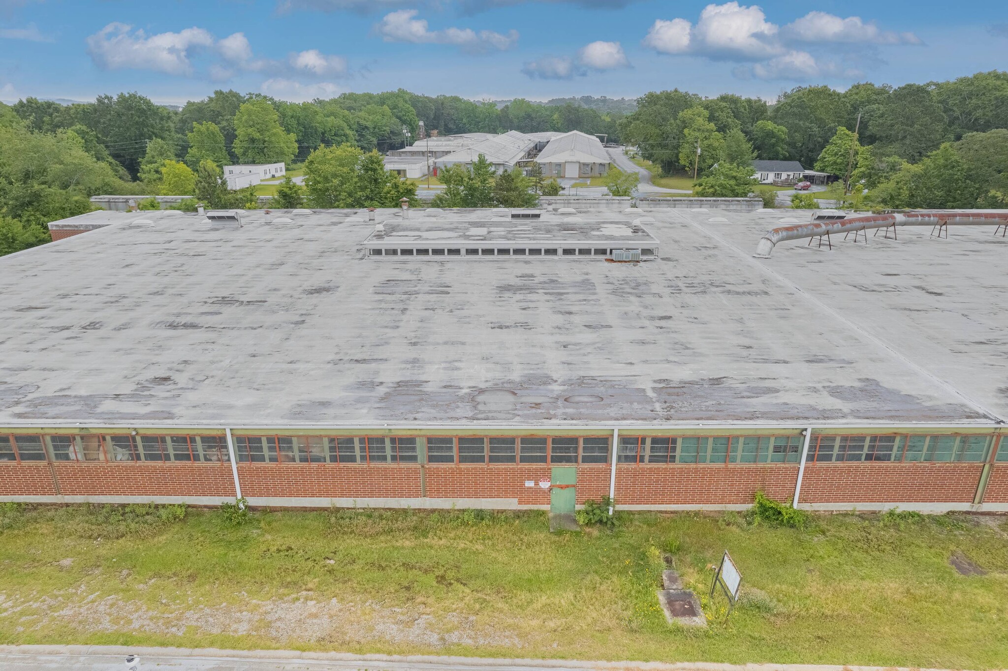 249 Peachtree, Toccoa, GA for sale Primary Photo- Image 1 of 1