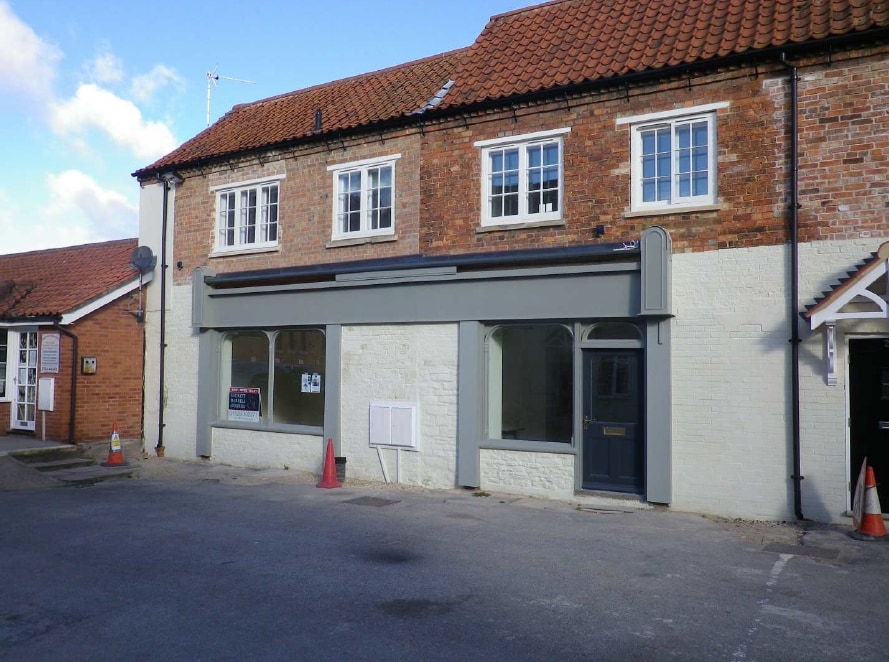 1-2 White Hart Mews, Sleaford for sale Primary Photo- Image 1 of 1